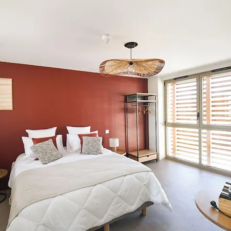 Le Clos Des Cadoles ホテル *