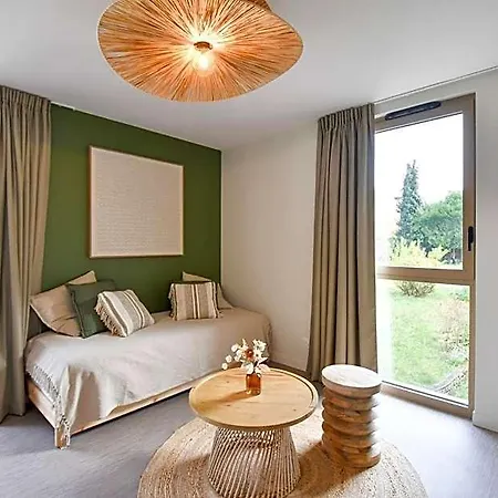 Le Clos Des Cadoles Otel Les Riceys