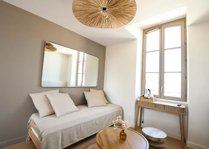 Le Clos Des Cadoles ホテル