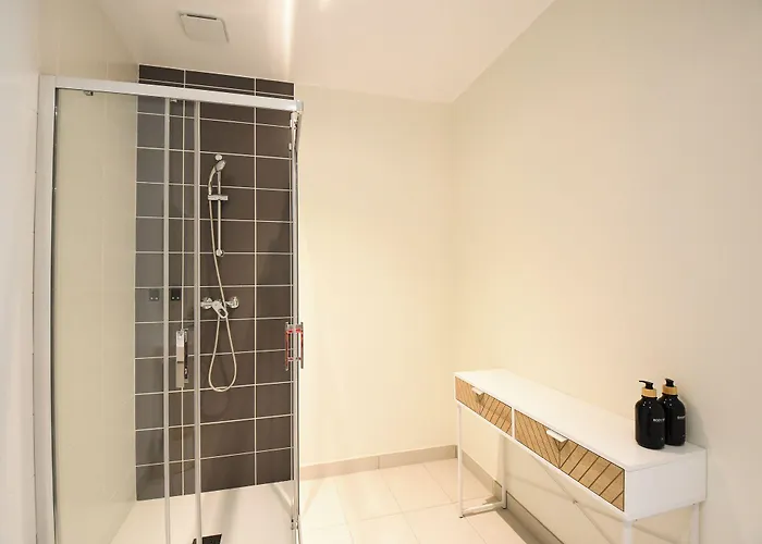 Le Clos Des Cadoles Hotel